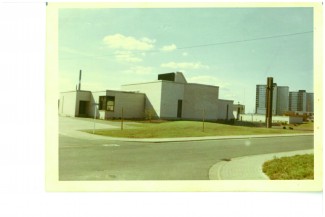 Fertiges Gemeindezentrum in Mainaschaff 1971