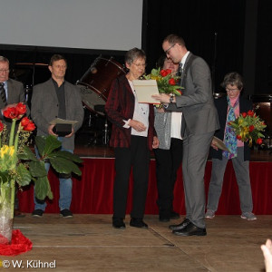 Übergabe der Medaille an Frau Hauptmann